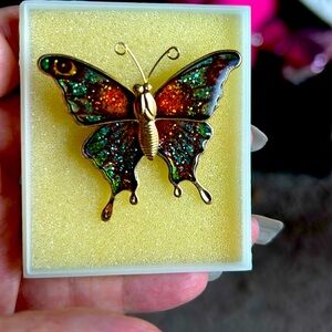 Vintage metallic 🦋 Buttery Brooch Pin in case